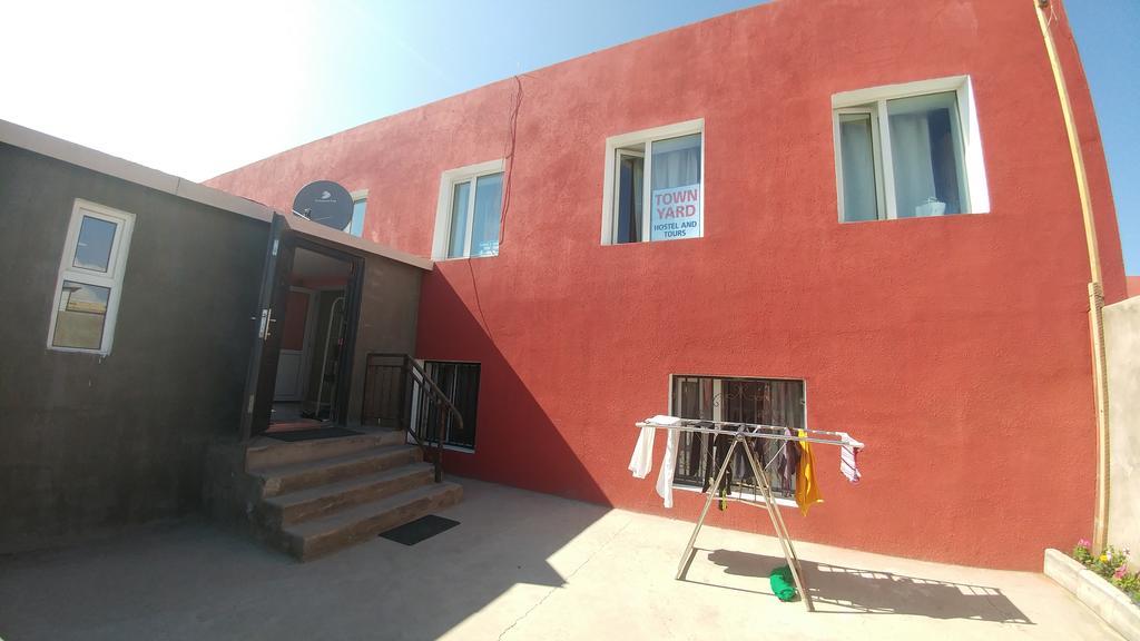 אולן בטור Town Yard Hostel מראה חיצוני תמונה