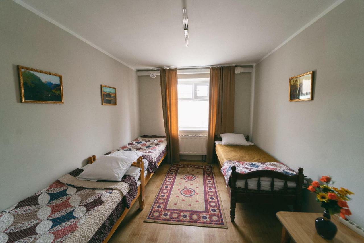 אולן בטור Town Yard Hostel מראה חיצוני תמונה