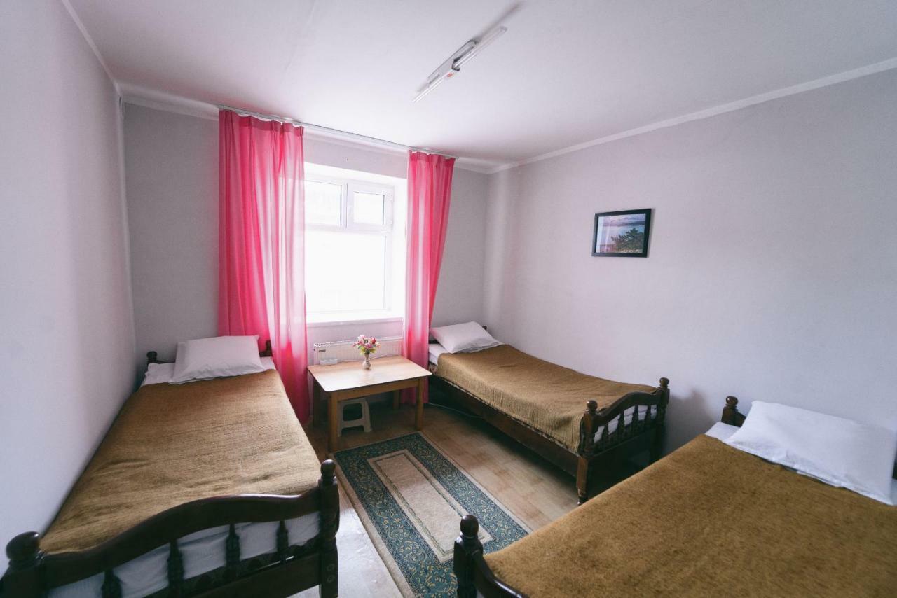 אולן בטור Town Yard Hostel מראה חיצוני תמונה